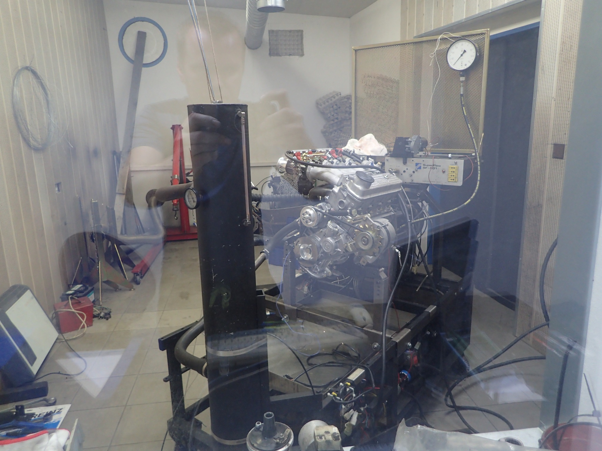 Kubi-motor Kubi-motor